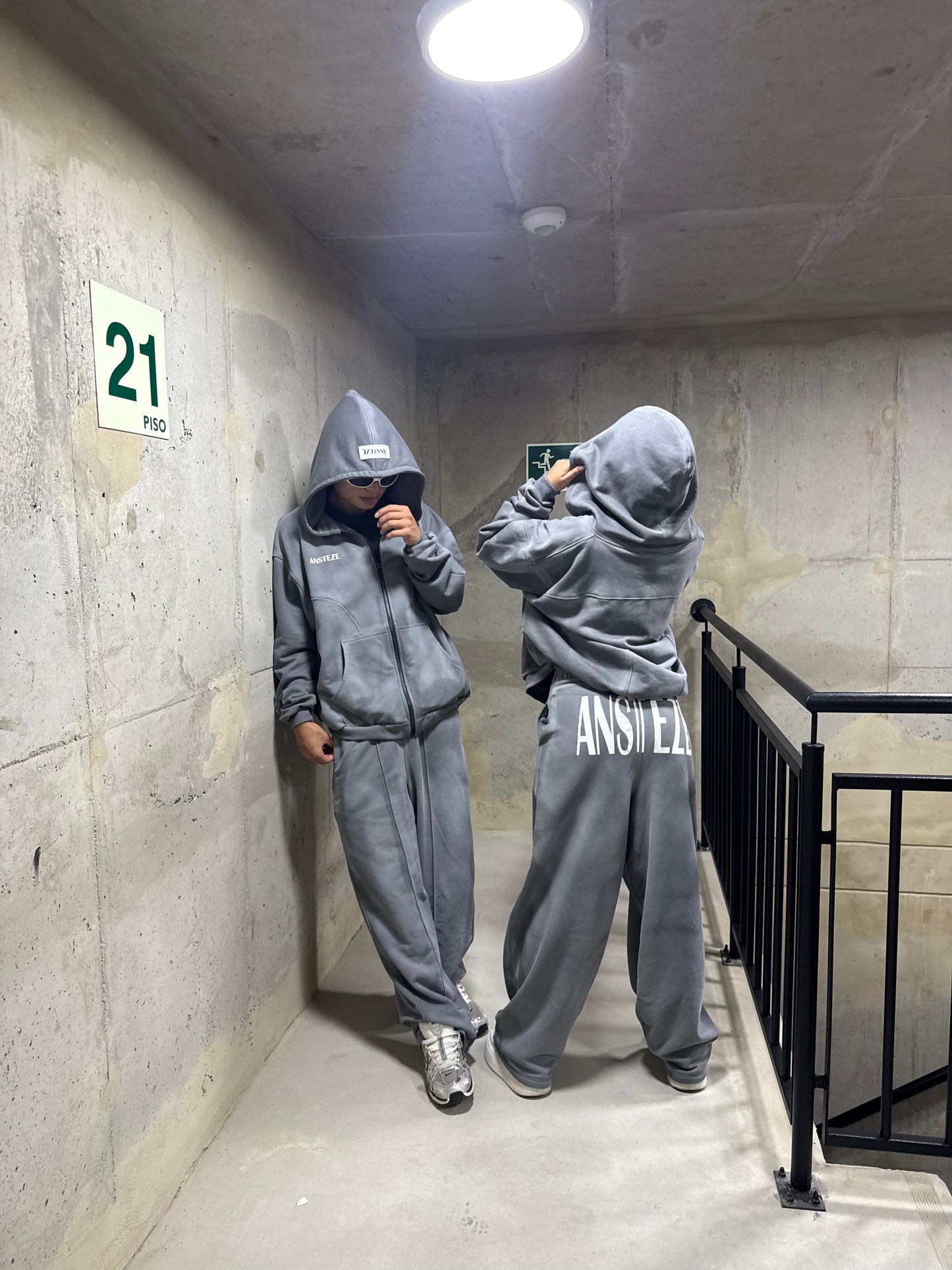 ANSTEZE Zip Up CONJUNTO | NORMAL FIT